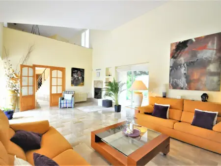 Villa con piscina y pista de tenis privada ideal para familias.  - WiFi Gratis - Photo 7