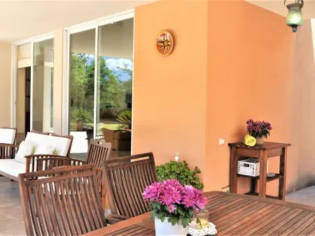 Villa con piscina y pista de tenis privada ideal para familias.  - WiFi Gratis - Photo 13