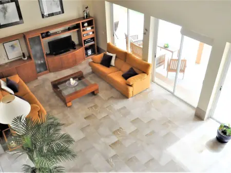 Villa con piscina y pista de tenis privada ideal para familias.  - WiFi Gratis - Photo 36