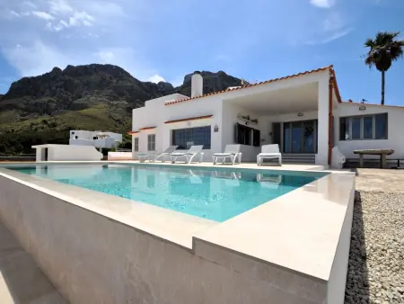 Villa XOROI con Piscina en Betlem (Mallorca) con vistas a la Bahía de Alcudia y - Photo 2