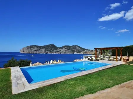 Villa CA TOTHOM con vistas al mar Camp de Mar para 8 personas (4 habitaciones) - Photo 3