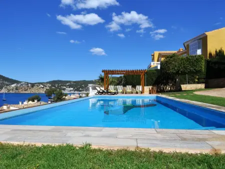 Villa CA TOTHOM con vistas al mar Camp de Mar para 8 personas (4 habitaciones) - Photo 19