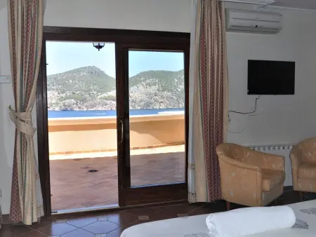 Villa CA TOTHOM con vistas al mar Camp de Mar para 8 personas (4 habitaciones) - Photo 39