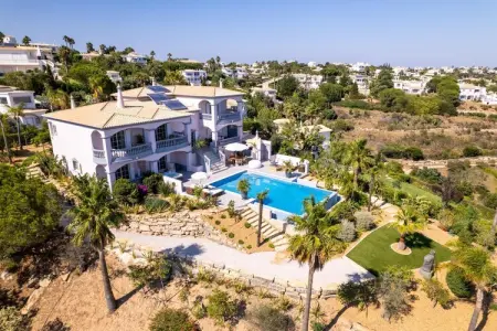 Surga, Belle villa avec piscine à Budens - Photo 15