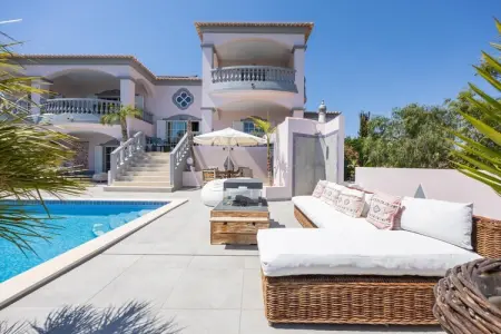 Surga, Belle villa avec piscine à Budens - Photo 34