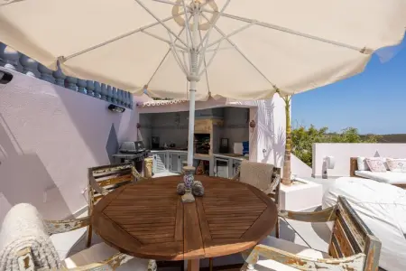 Surga, Belle villa avec piscine à Budens - Photo 35