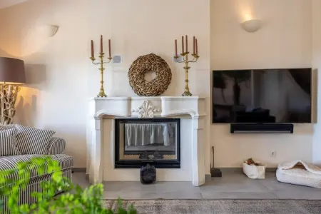Surga 2, Chambre privée dans une villa de luxe, Budens - Photo 13