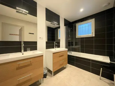 Villa spacieuse avec jacuzzi et piscine chauffée à Hossegor - Photo 29