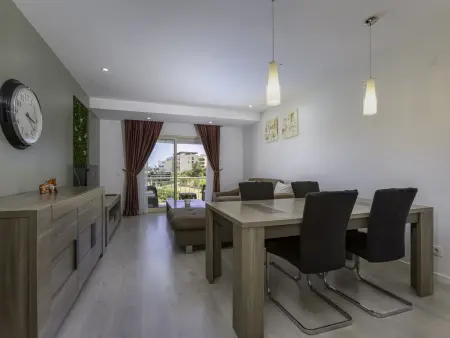 Appartement lumineux 2 chambres à Albufeira, balcon sud - Photo 5
