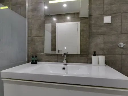 Appartement lumineux 2 chambres à Albufeira, balcon sud - Photo 15