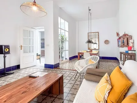 Helle Dach-Maisonette mit riesiger Terrasse, Appartement 5 personnes à Seville - Photo 2