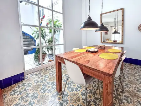 Helle Dach-Maisonette mit riesiger Terrasse, Appartement 5 personnes à Seville - Photo 3