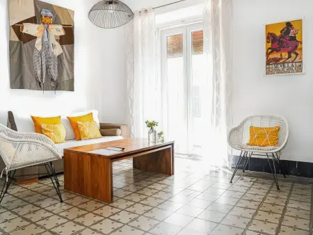 Helle Dach-Maisonette mit riesiger Terrasse, Appartement 5 personnes à Seville - Photo 5