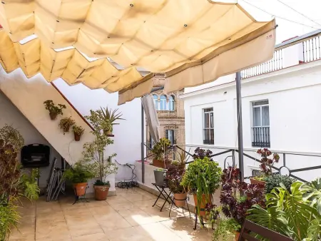 Helle Dach-Maisonette mit riesiger Terrasse, Appartement 5 personnes à Seville - Photo 19