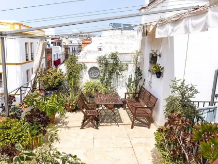 Helle Dach-Maisonette mit riesiger Terrasse, Appartement 5 personnes à Seville - Photo 20