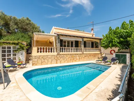 Villa accueillante avec piscine privée et climatisation à Cala en Porter - Photo 32