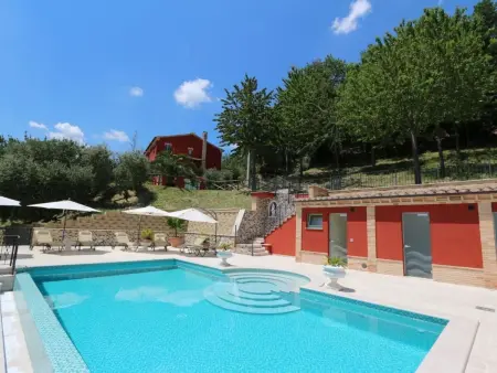 Casa Sacciofa in Monte Rinaldo, Maison 12 personnes à Montelparo - Photo 2