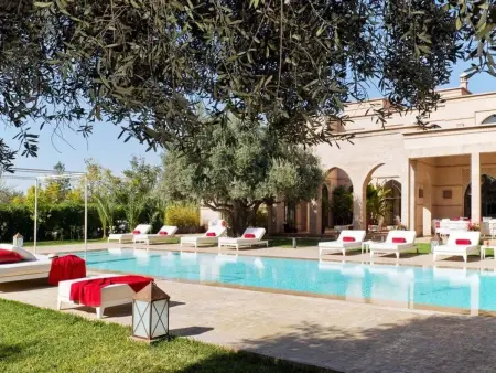 Grandiose Villa ,5 Schlafzimmer in der Nähe des Zentrums . - Photo 1