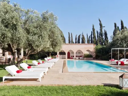 Grandiose Villa ,5 Schlafzimmer in der Nähe des Zentrums . - Photo 3