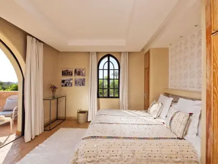 Grandiose Villa ,5 Schlafzimmer in der Nähe des Zentrums . - Photo 12