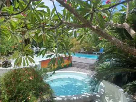 Bungalow accueillant avec jacuzzi à Grand-Bourg - Photo 15