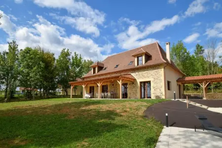 Maison Wallon, Villa pour 10 avec piscine et vue sur le château - Photo 8