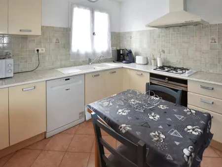 Villa agréable avec piscine privative, climatisation, Wifi près d'Avignon - Photo 9