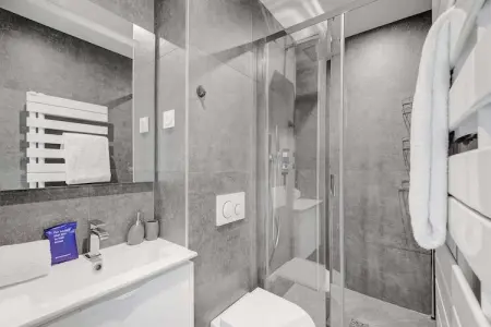 IY-25B-REPUBLIQUE-M, Appartement spacieux - 3 chambres/6 personnes - Charenton - Photo 18