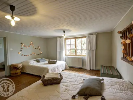 Gîtes spacieux avec piscine privative, sauna, animaux acceptés et parking, jusqu'à 18 personnes - Photo 26
