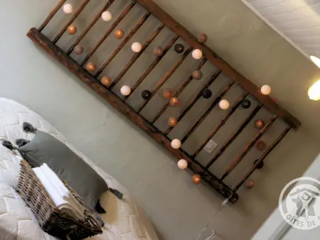 Gîtes spacieux avec piscine privative, sauna, animaux acceptés et parking, jusqu'à 18 personnes - Photo 27