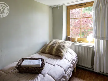 Gîtes spacieux avec piscine privative, sauna, animaux acceptés et parking, jusqu'à 18 personnes - Photo 29