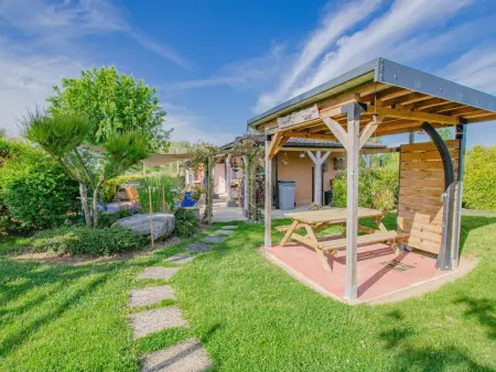 Gîte Confortable avec Vue Lac et Piscine, Gite 6 personnes à Géraudot - Photo 16