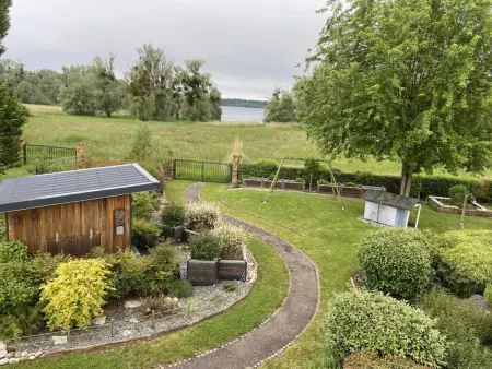 Gîte Confortable avec Vue Lac et Piscine, Gite 6 personnes à Géraudot - Photo 19