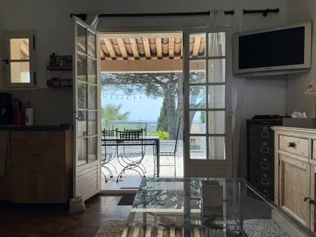 Joli mas à La Croix-Valmer avec piscine et terrasse vue mer - Photo 6