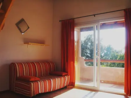 Unterkunft mit Terrasse, AC, Gemeinschaftspool, Appartement 6 personnes à Tarco - Photo 14