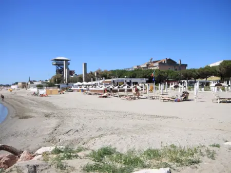 Cottage mit großem Garten, Klima, 6 Gäste, Maison 6 personnes à Lido di Pomposa - Photo 2