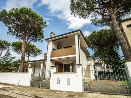 Haus in Lido Di Volano mit Terrasse, Garten und Grillplatz - Photo 11