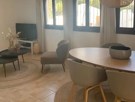 Villa spacieuse avec piscine privée et climatisation pour 6 personnes - Photo 9