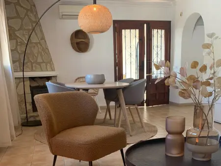 Villa spacieuse avec piscine privée et climatisation pour 6 personnes - Photo 10