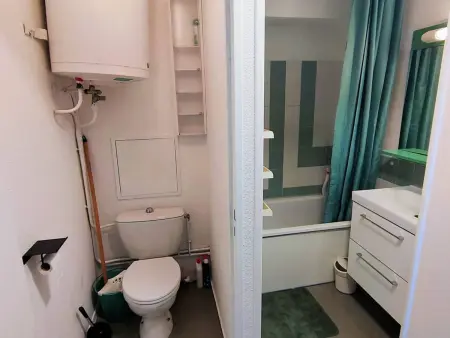 Appartement 2 pièces pour 5 pers avec piscine et parking face à la mer - Photo 9