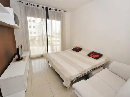 Appartement moderne à 50m de la plage avec piscine, climatisation et wifi - Photo 5