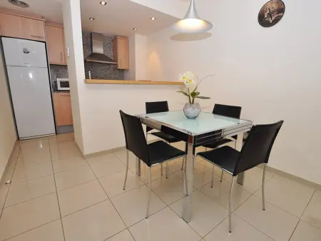 Appartement moderne à 50m de la plage avec piscine, climatisation et wifi - Photo 8