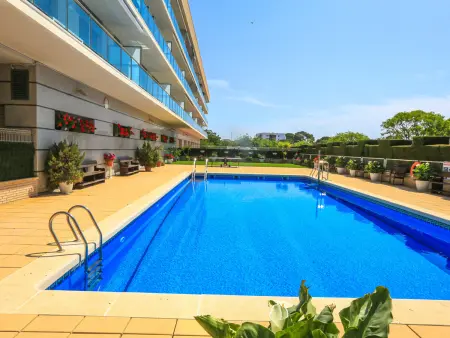 Charmant appartement familial en bord de mer avec climatisation, piscine et parking à Cambrils - Photo 4
