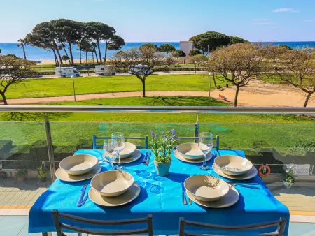 Charmant appartement familial en bord de mer avec climatisation, piscine et parking à Cambrils - Photo 32