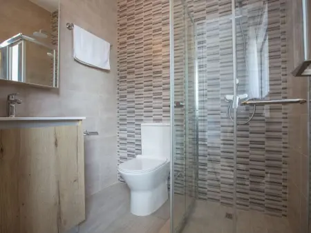 Neue, luxuriöse 3-Schlafzimmer-Villa in Protaras Zentrum - Photo 18