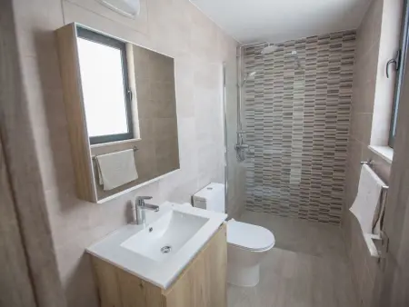 Neue, luxuriöse 3-Schlafzimmer-Villa in Protaras Zentrum - Photo 20