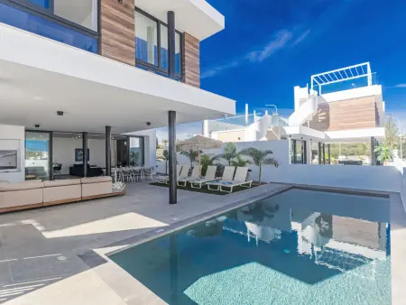 Protaras Aqua Pearl Villa AQ18 mit Poolheizung, Maison 8 personnes à Protaras - Photo 1