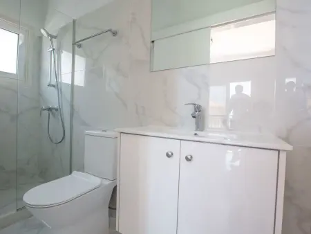 in Protaras mit privatem Parkplatz, Maison 9 personnes à Protaras - Photo 15