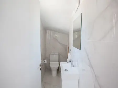 in Protaras mit privatem Parkplatz, Maison 9 personnes à Protaras - Photo 16