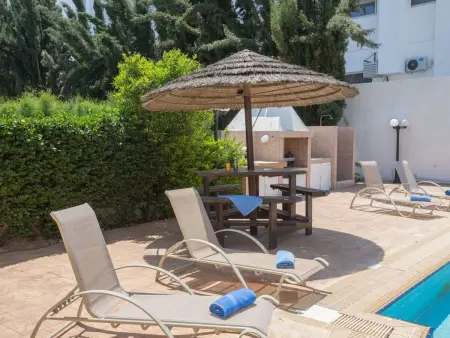 in Protaras mit privatem Parkplatz, Maison 9 personnes à Protaras - Photo 20
